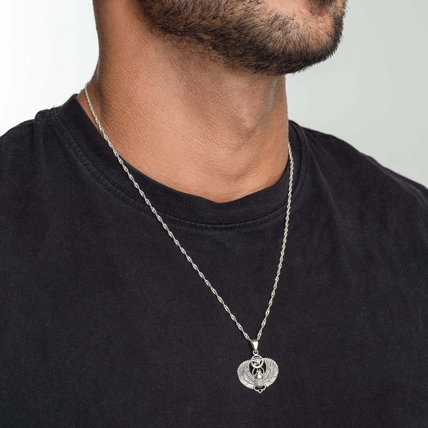 Collar Hombre Plata Escarabajo Protección