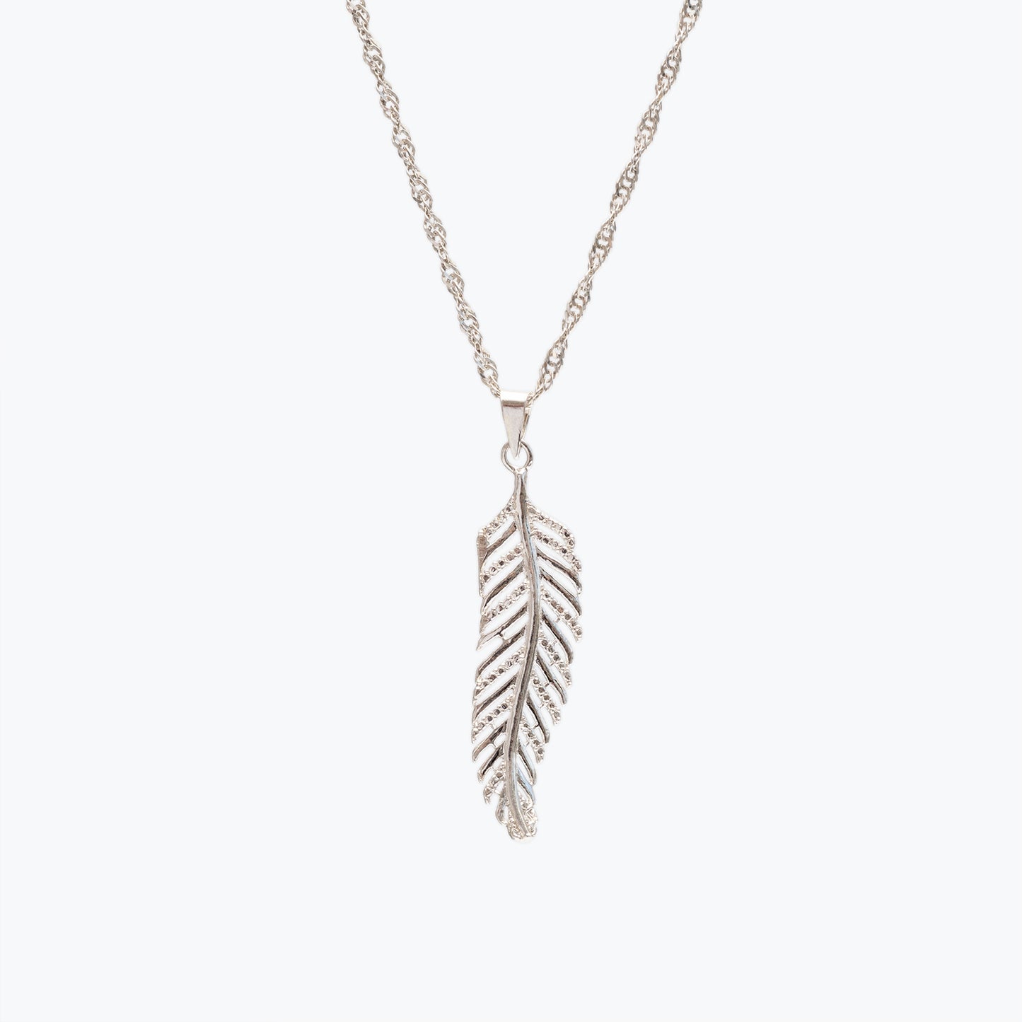 Collar Pluma Hombre