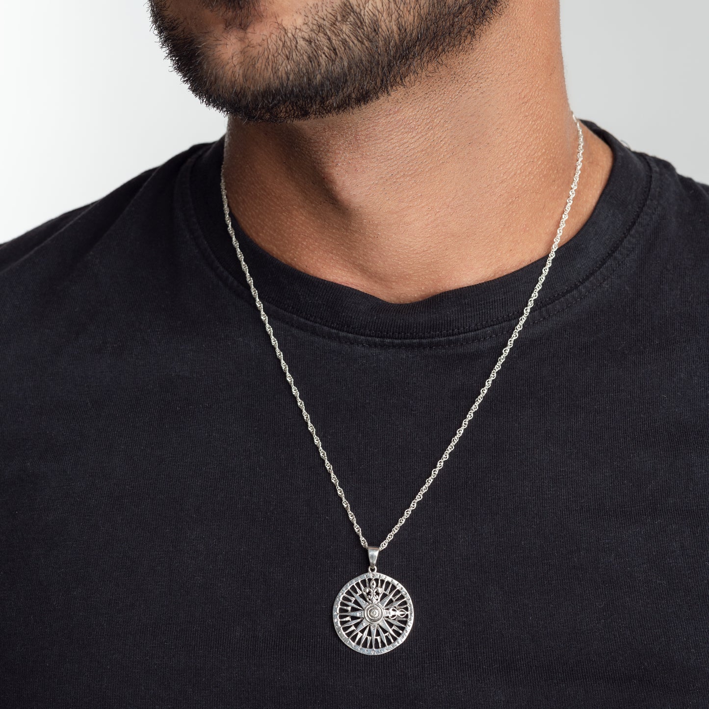 Collar Brújula Hombre