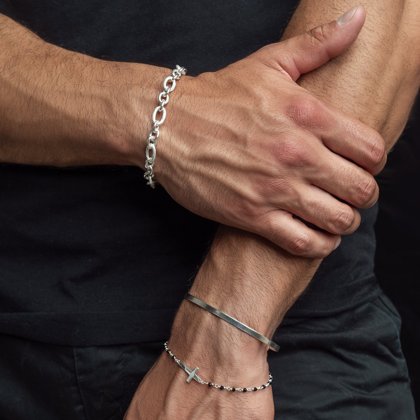 Pulsera Hombre Plata Cruz Cristales Negros